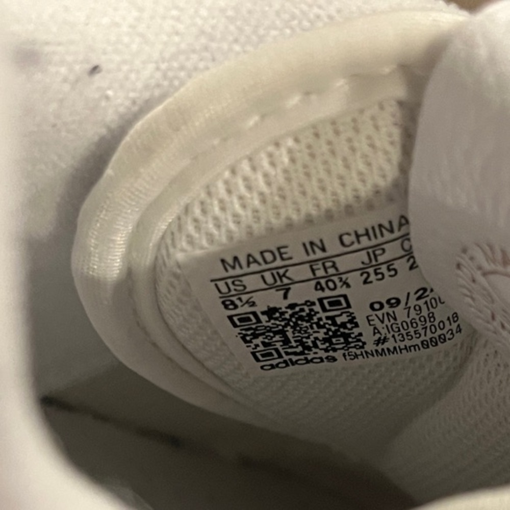 Adidas Women's White and Gold Sneakers - Picture 6 of 6